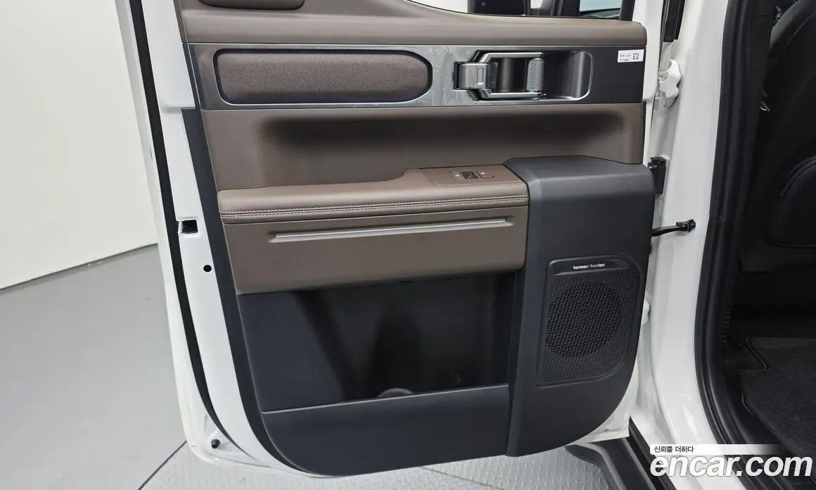 Kia Tasman 2026 2.5 автомат (гидро), фото 15