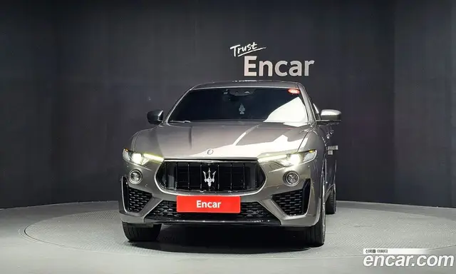 Maserati Levante 2019 3.0 автомат (гидро), миниатюра 3