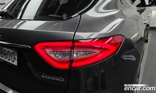 Maserati Levante 2019 3.0 автомат (гидро), миниатюра 9