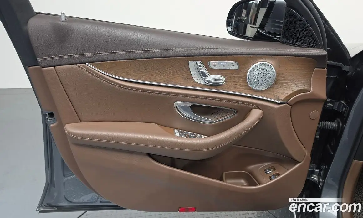 Mercedes-Benz E-Class 2019 2.0 автомат (гидро), фото 14