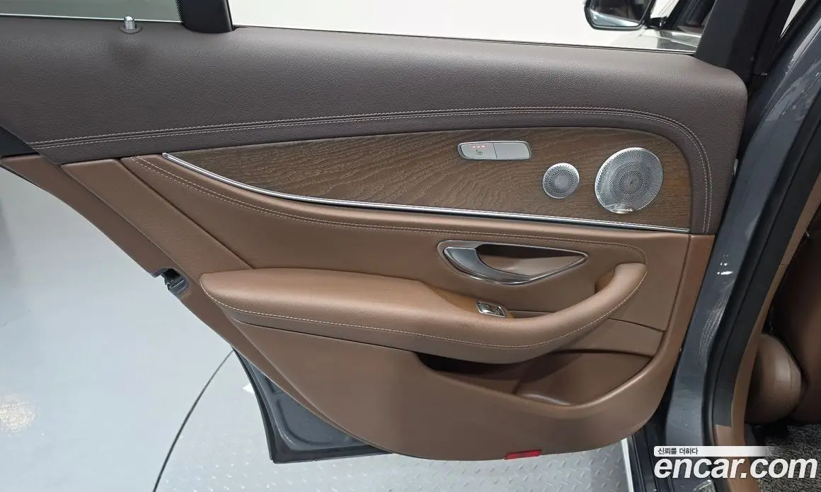 Mercedes-Benz E-Class 2019 2.0 автомат (гидро), фото 15