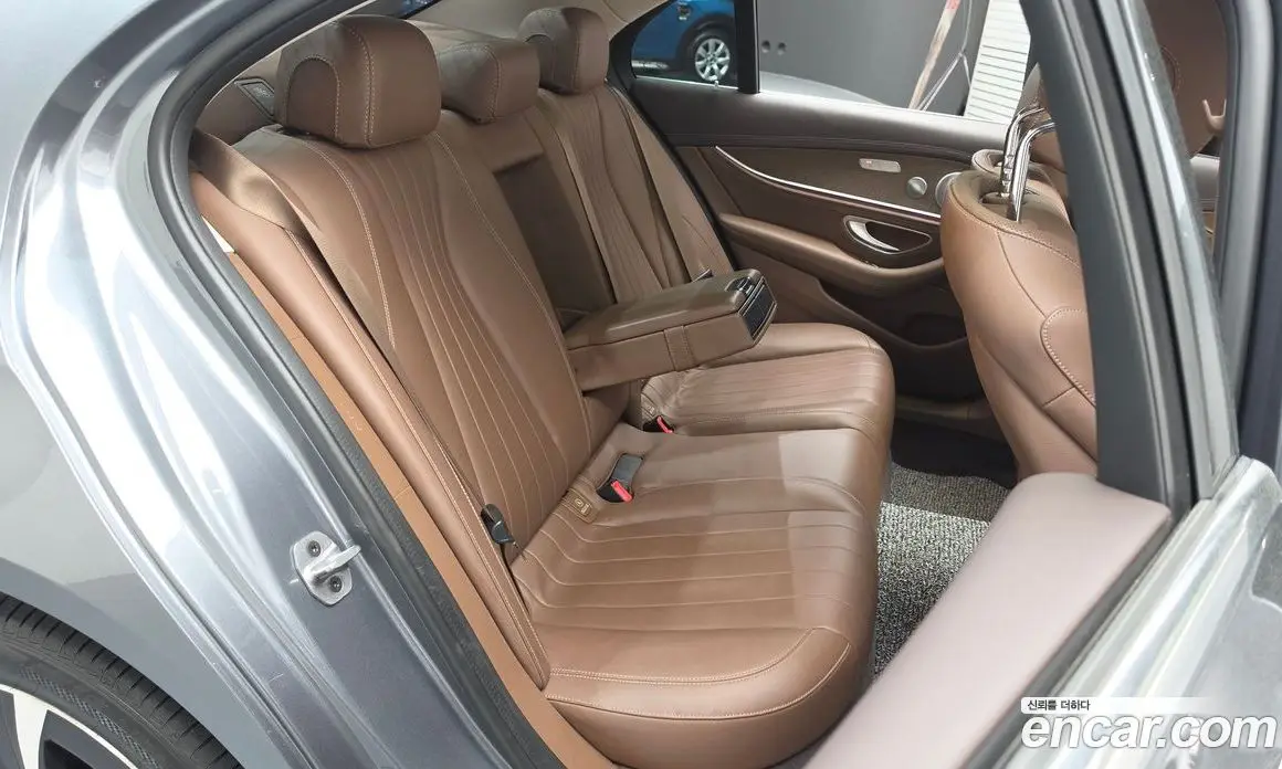 Mercedes-Benz E-Class 2019 2.0 автомат (гидро), фото 16