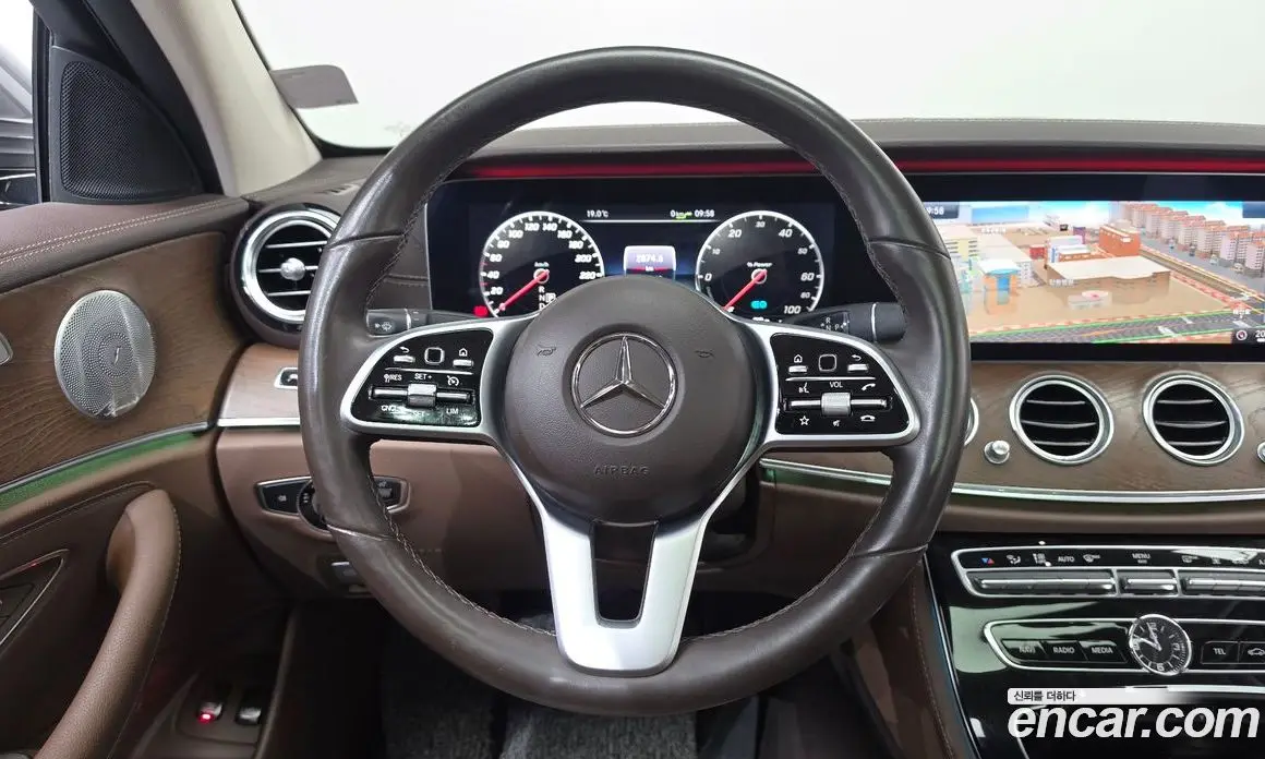 Mercedes-Benz E-Class 2019 2.0 автомат (гидро), фото 19
