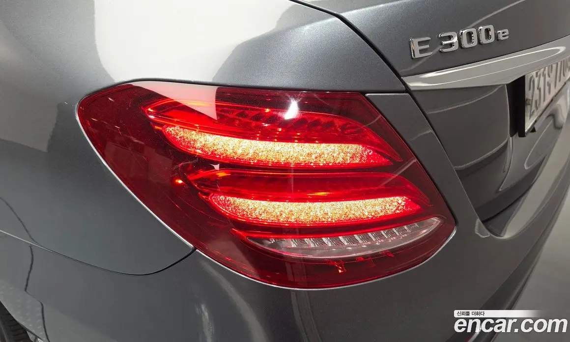 Mercedes-Benz E-Class 2019 2.0 автомат (гидро), фото 9