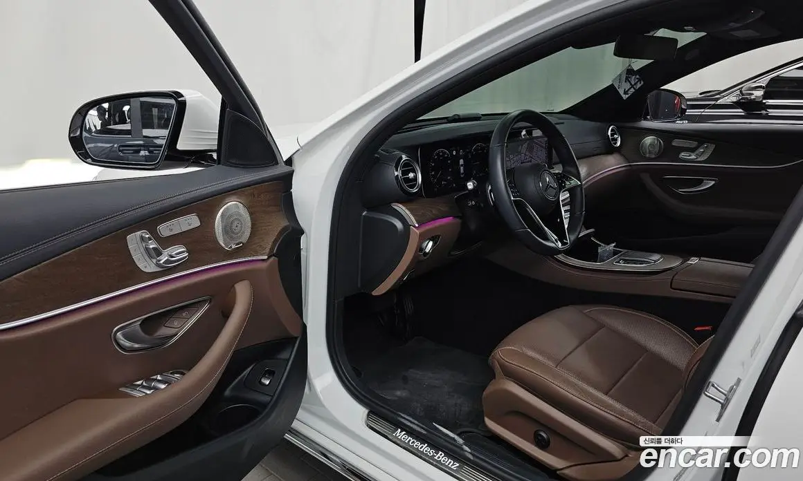 Mercedes-Benz E-Class 2023 2.0 автомат (гидро), фото 13 Mercedes-Benz E-Class 2023 2.0 автомат (гидро), фото 13