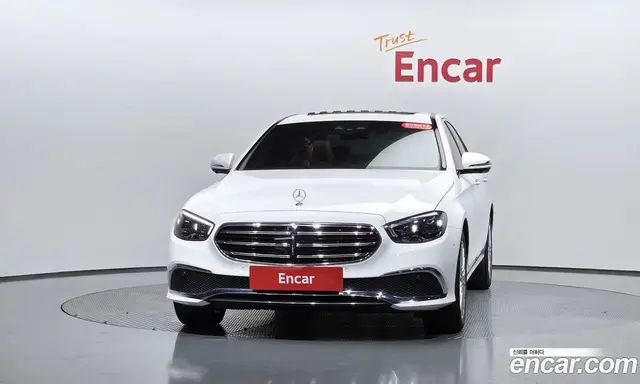 Mercedes-Benz E-Class 2023 2.0 автомат (гидро), миниатюра 2 Mercedes-Benz E-Class 2023 2.0 автомат (гидро), миниатюра 2