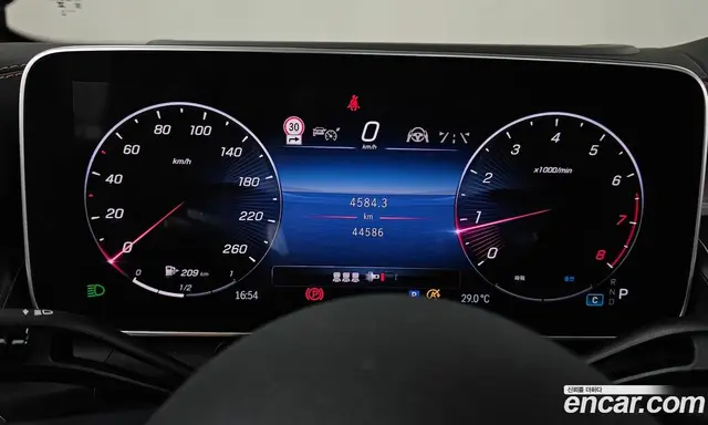 Mercedes-Benz GLC-Class 2024 2.0 автомат (гидро), миниатюра 11 Mercedes-Benz GLC-Class 2024 2.0 автомат (гидро), миниатюра 11