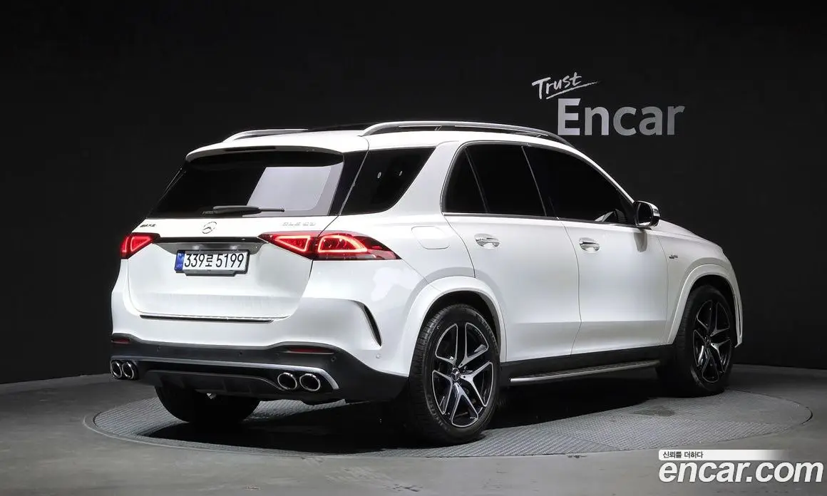 Mercedes-Benz GLE-Class 2022 3.0 автомат (гидро), фото 2