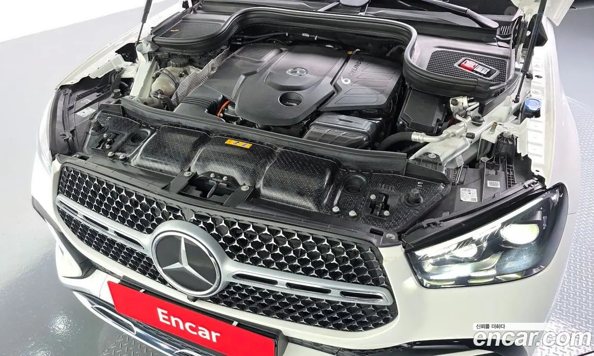 Mercedes-Benz GLE-Class 2023 3.0 автомат (гидро), фото 6