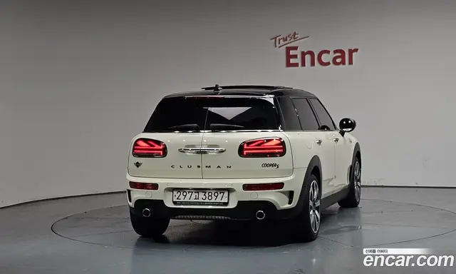 Mini Clubman 2021 2.0 автомат (гидро), миниатюра 3 Mini Clubman 2021 2.0 автомат (гидро), миниатюра 3