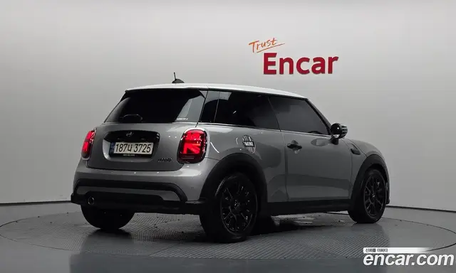 Mini Cooper 2023 1.5 автомат (гидро), миниатюра 2