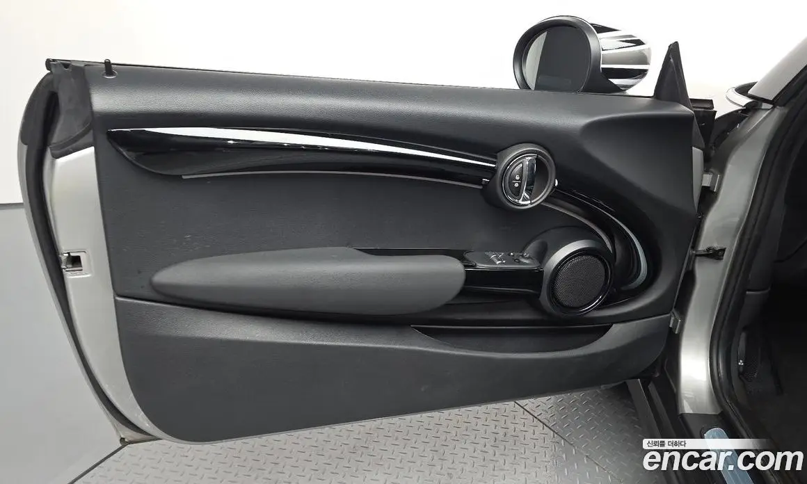 Mini Cooper 2023 1.5 автомат (гидро), фото 14