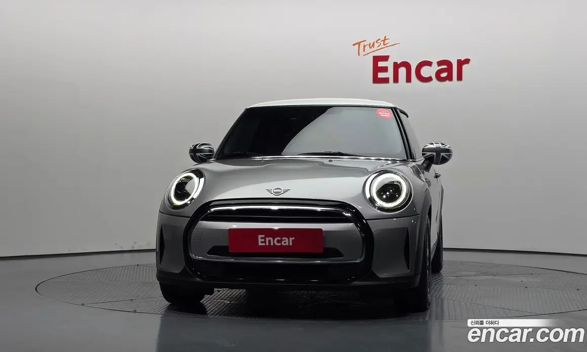 Mini Cooper 2023 1.5 автомат (гидро), фото 3