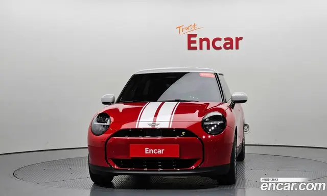 Mini Cooper 2026 0.1 автомат (гидро), миниатюра 2 Mini Cooper 2026 0.1 автомат (гидро), миниатюра 2