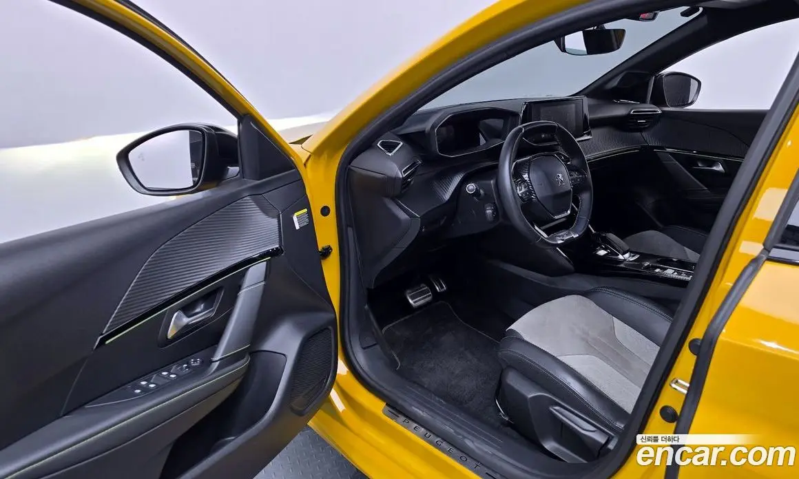 Peugeot 208 2020 0.1 автомат (гидро), фото 13 Peugeot 208 2020 0.1 автомат (гидро), фото 13