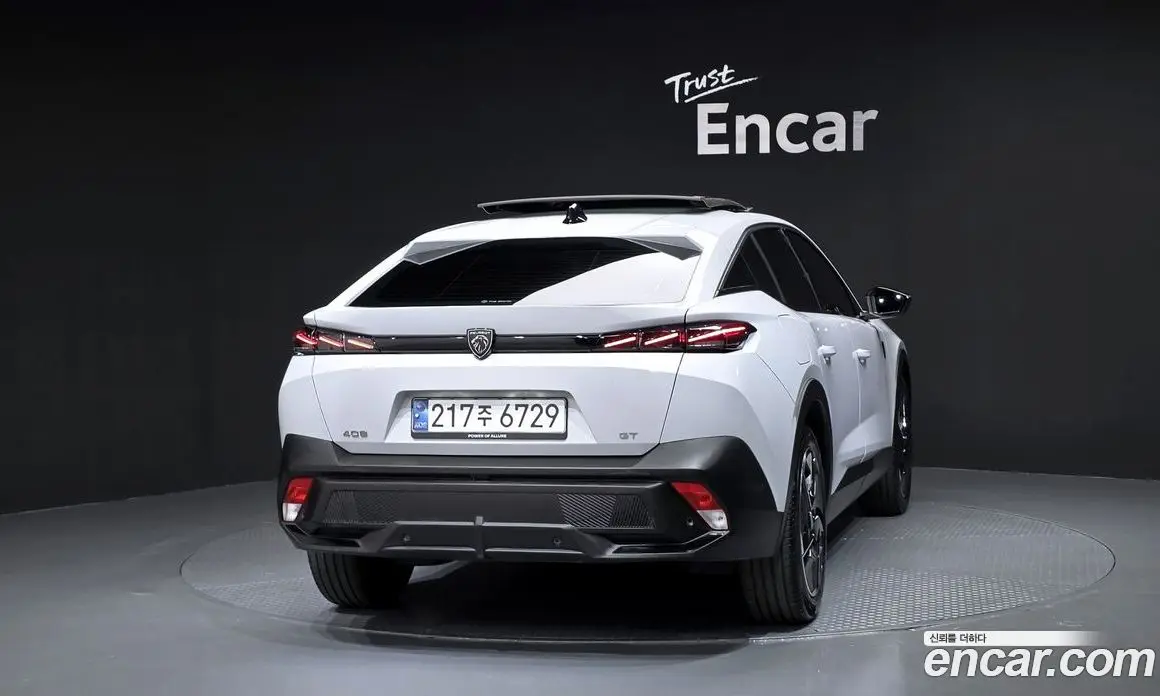 Peugeot 408 2024 1.2 автомат (гидро), фото 4 Peugeot 408 2024 1.2 автомат (гидро), фото 4