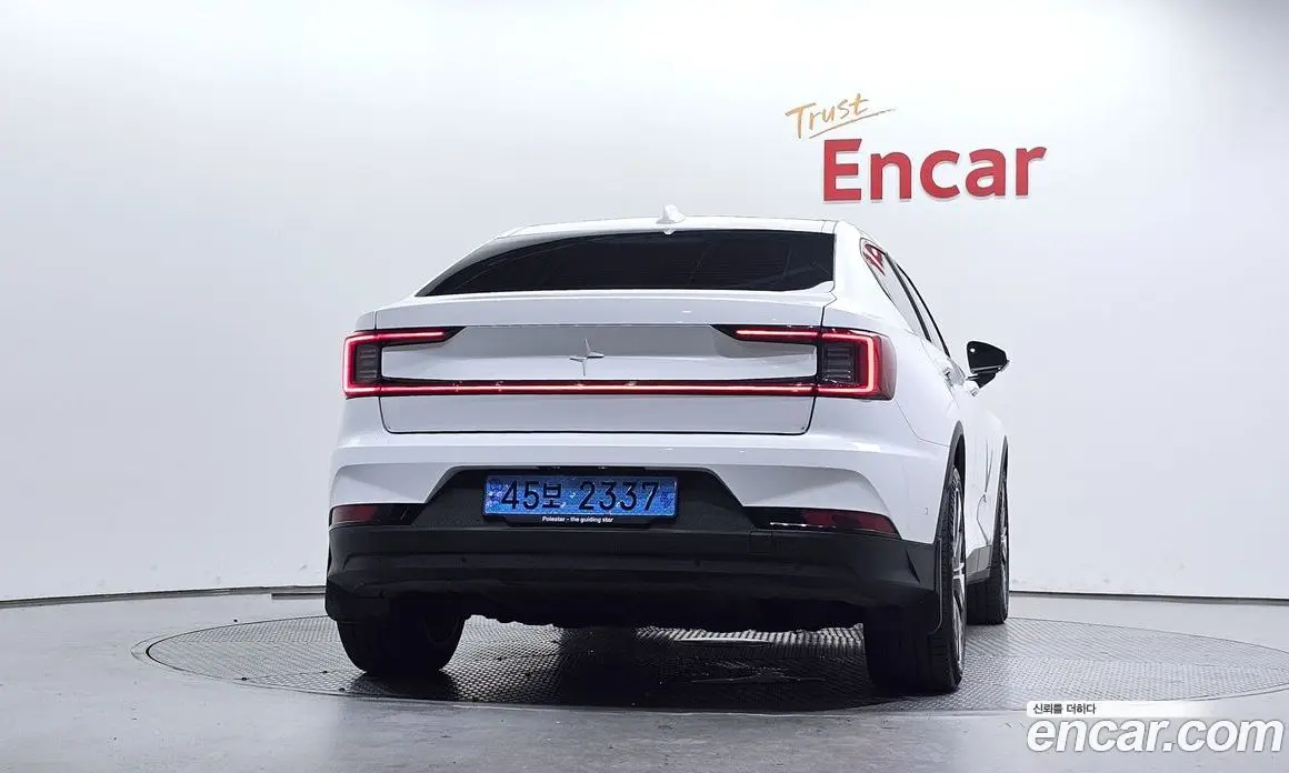Polestar Polestar 2 2023 0.2 автомат (гидро), фото 4 Polestar Polestar 2 2023 0.2 автомат (гидро), фото 4
