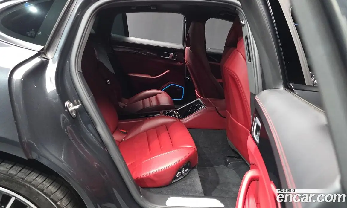 Porsche Panamera 2018 2.9 автомат (гидро), фото 12