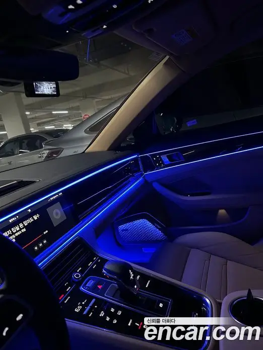 Porsche Panamera 2018 3.0 автомат (гидро), миниатюра 8