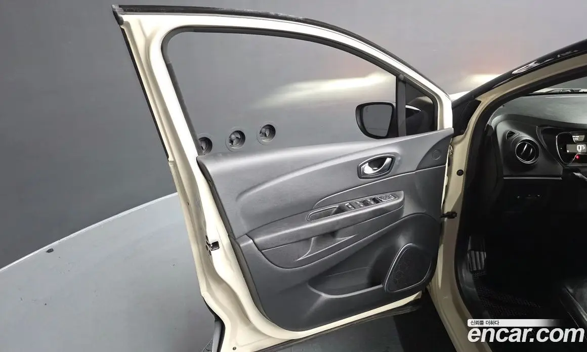 Renault (Samsung) QM3 2018 1.5 автомат (гидро), фото 14