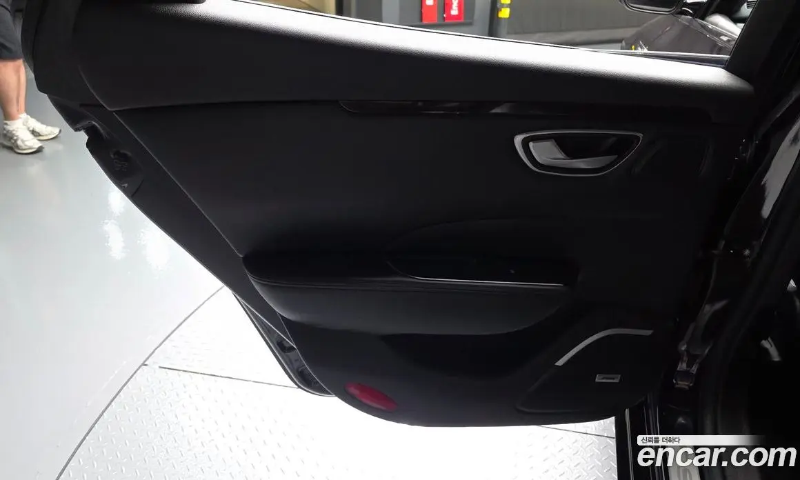 Renault (Samsung) SM6 2017 2.0 автомат (гидро), фото 15 Renault (Samsung) SM6 2017 2.0 автомат (гидро), фото 15