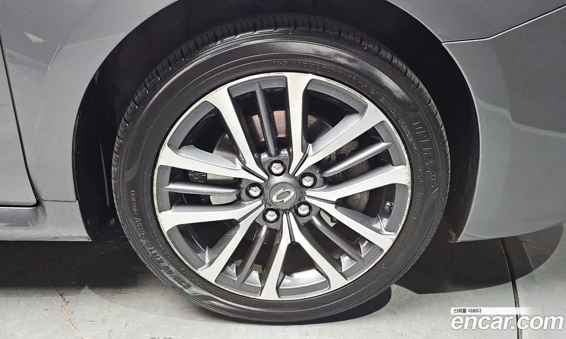 Renault (Samsung) SM7 2016 2.0 автомат (гидро), фото 7 Renault (Samsung) SM7 2016 2.0 автомат (гидро), фото 7