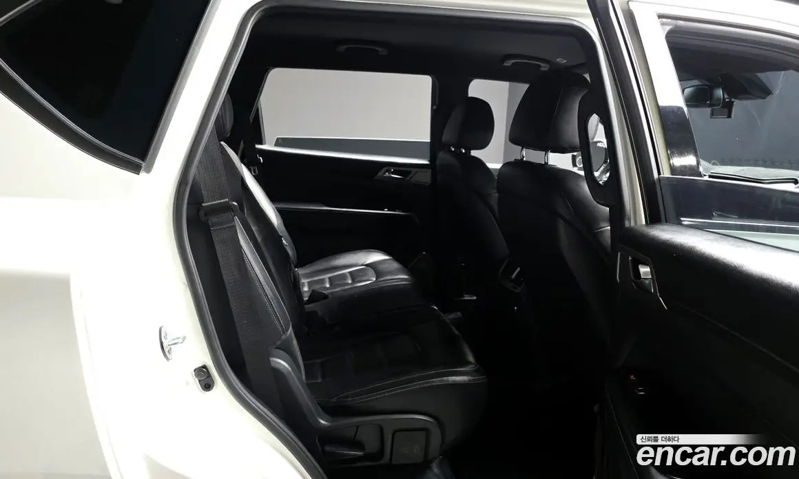 SsangYong Rexton 2018 2.2 автомат (гидро), фото 17
