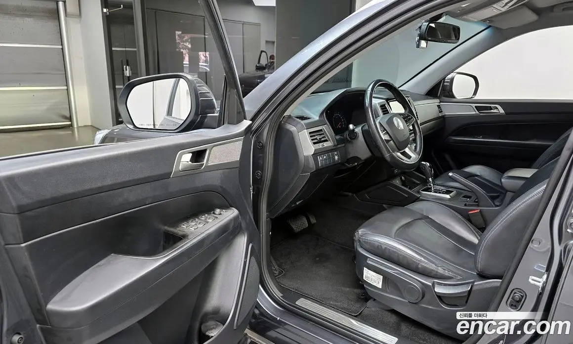 SsangYong Rexton 2018 2.2 автомат (гидро), фото 11