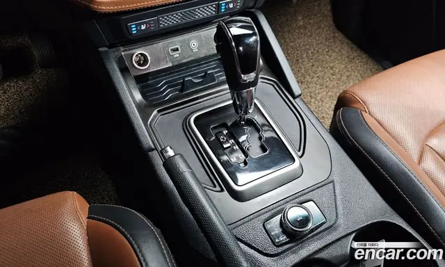 SsangYong Rexton 2018 2.2 автомат (гидро), миниатюра 9