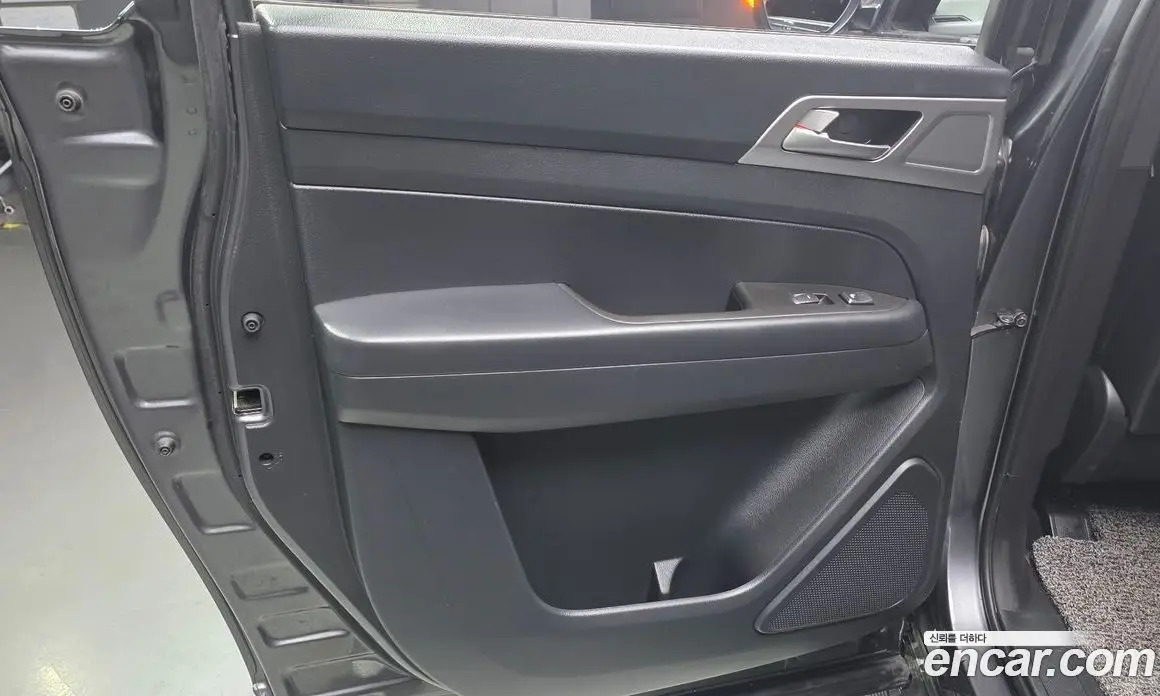 SsangYong Rexton 2019 2.2 автомат (гидро), фото 15
