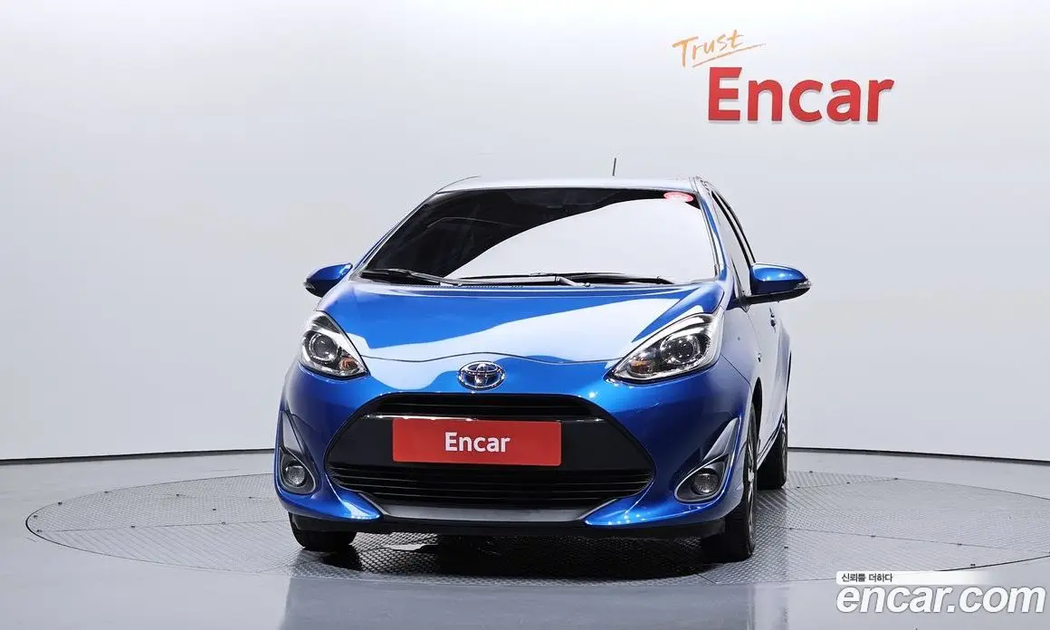 Toyota Prius 2018 1.5 автомат (гидро), фото 3 Toyota Prius 2018 1.5 автомат (гидро), фото 3