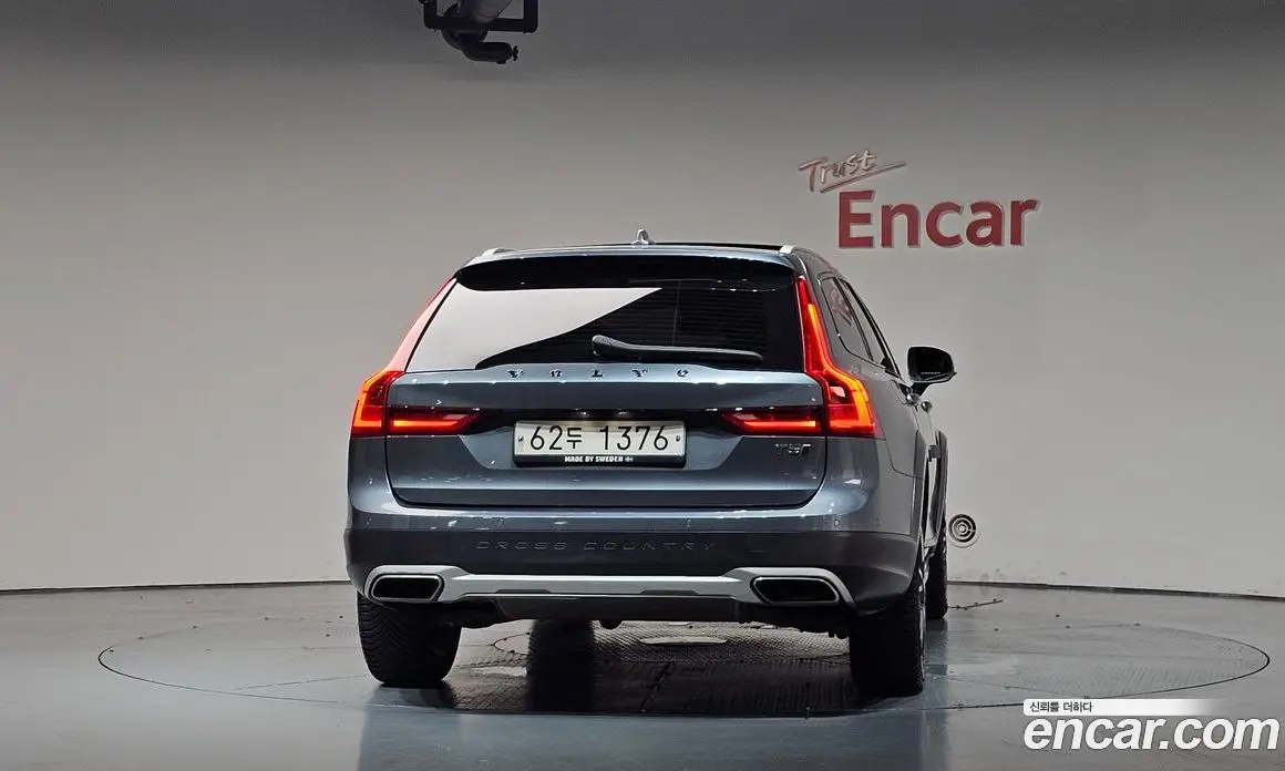 Volvo V90 2019 2.0 автомат (гидро), фото 3 Volvo V90 2019 2.0 автомат (гидро), фото 3