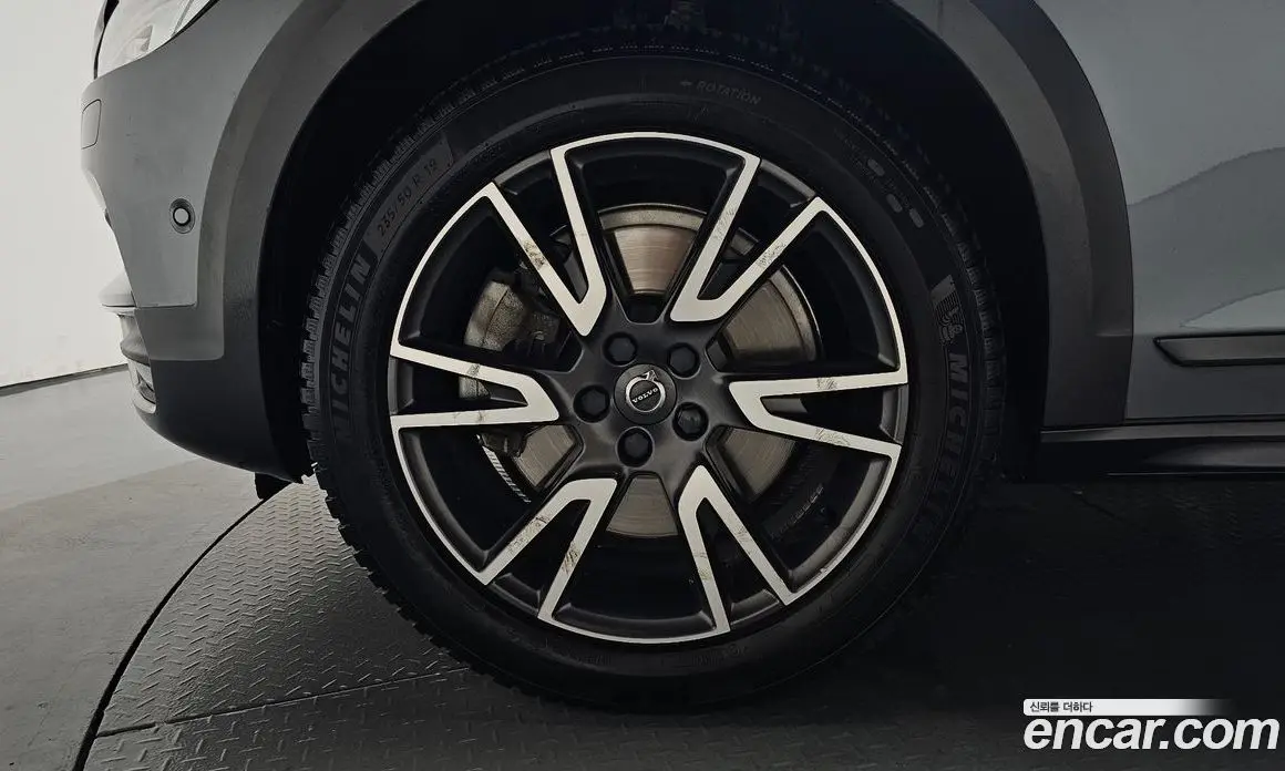 Volvo V90 2019 2.0 автомат (гидро), фото 4 Volvo V90 2019 2.0 автомат (гидро), фото 4