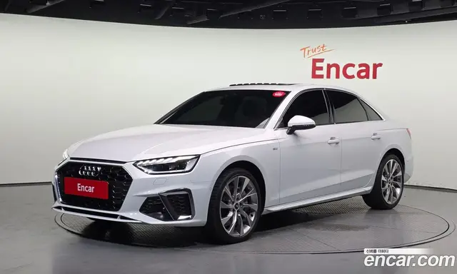 Audi A4, 2023, 10 260 км