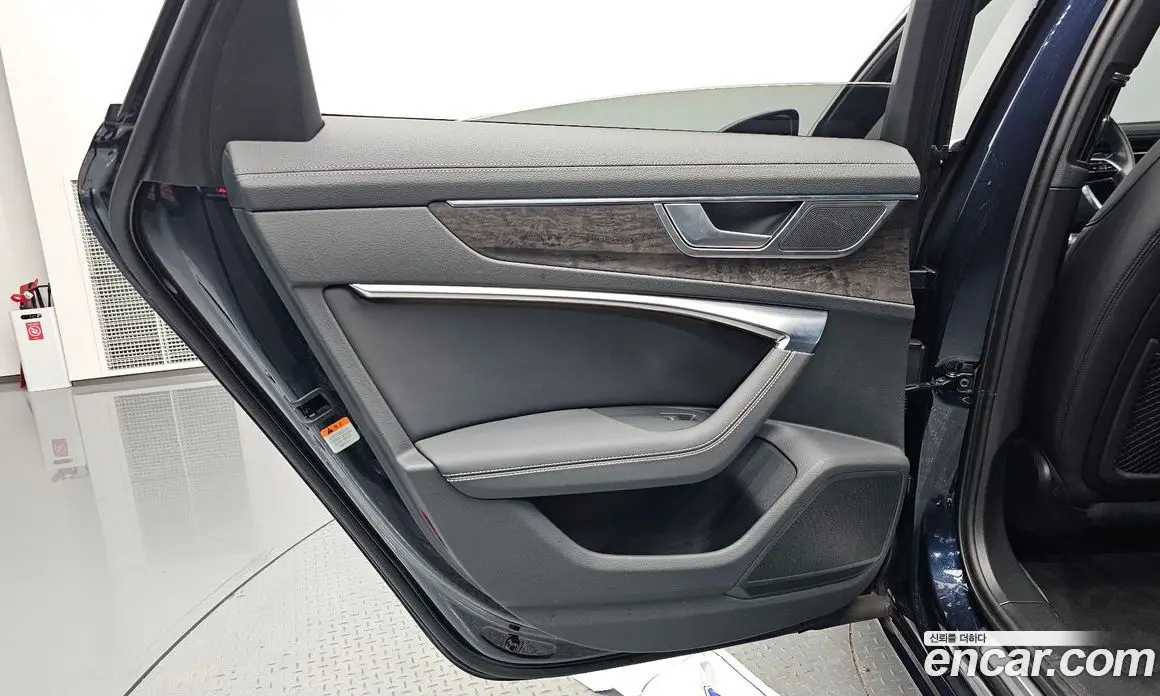 Audi A6 2020 3.0 автомат (гидро), фото 14