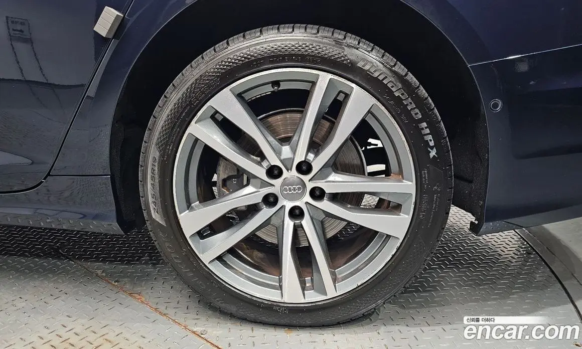 Audi A6 2020 3.0 автомат (гидро), фото 6