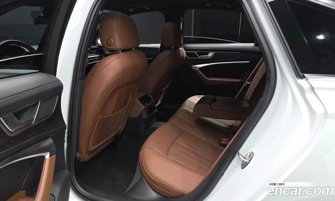 Audi A6 2022 2.0 автомат (гидро), фото 17