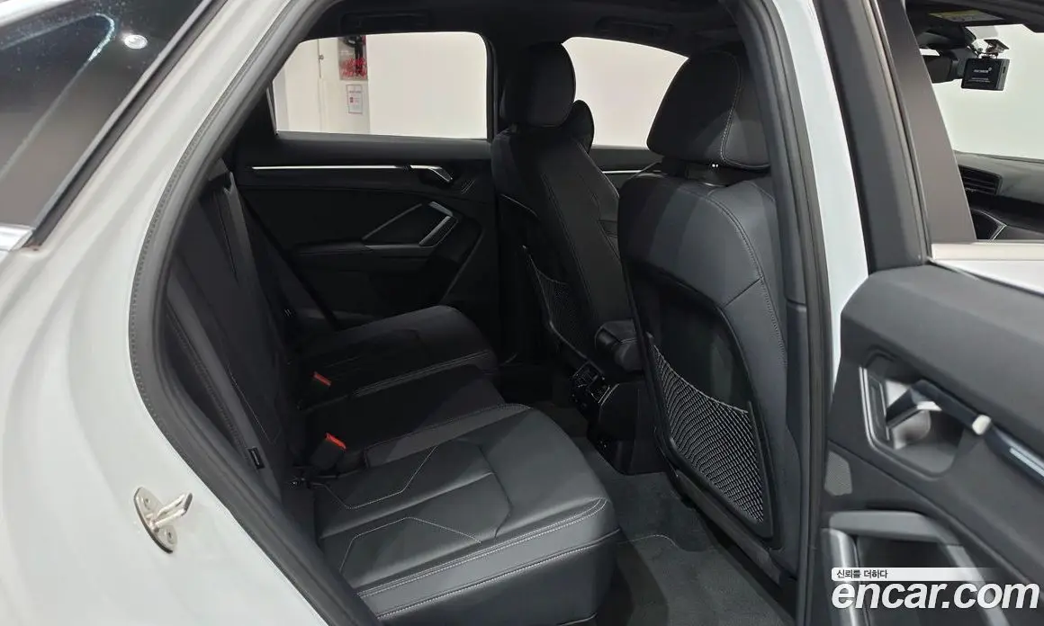 Audi Q3 2022 2.0 автомат (гидро), фото 17