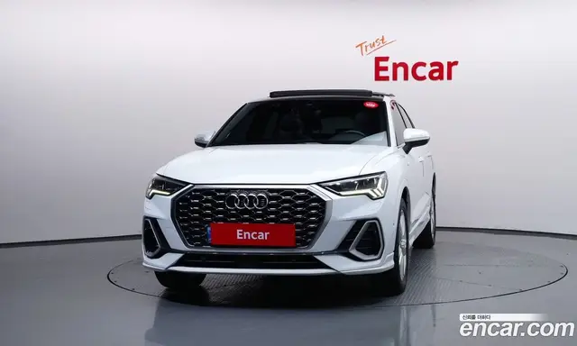 Audi Q3 2022 2.0 автомат (гидро), миниатюра 3