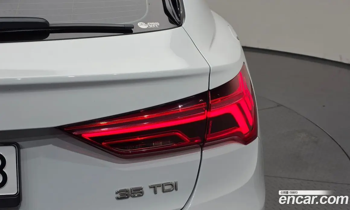 Audi Q3 2022 2.0 автомат (гидро), фото 9
