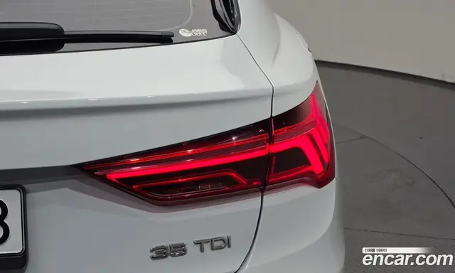 Audi Q3 2022 2.0 автомат (гидро), миниатюра 9