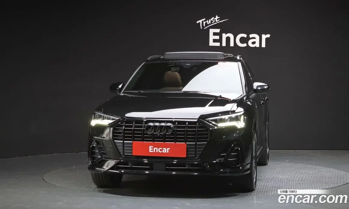 Audi Q3 2025 2.0 автомат (гидро), фото 2 Audi Q3 2025 2.0 автомат (гидро), фото 2