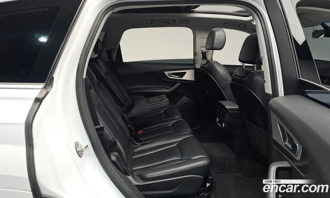 Audi Q7 2019 2.0 автомат (гидро), фото 17 Audi Q7 2019 2.0 автомат (гидро), фото 17