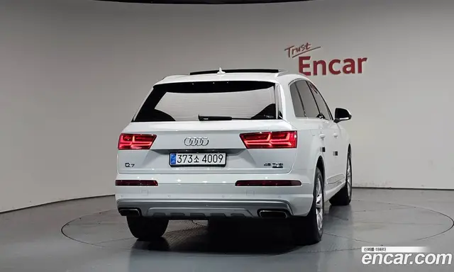 Audi Q7 2019 2.0 автомат (гидро), миниатюра 4 Audi Q7 2019 2.0 автомат (гидро), миниатюра 4