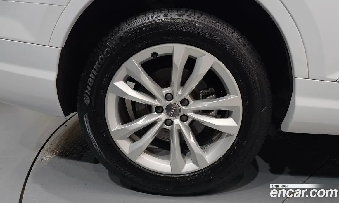 Audi Q7 2019 2.0 автомат (гидро), фото 7 Audi Q7 2019 2.0 автомат (гидро), фото 7