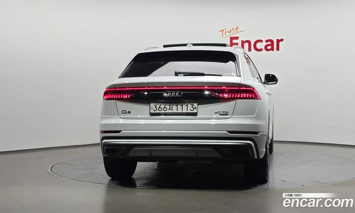 Audi Q8 2020 3.0 автомат (гидро), фото 4 Audi Q8 2020 3.0 автомат (гидро), фото 4
