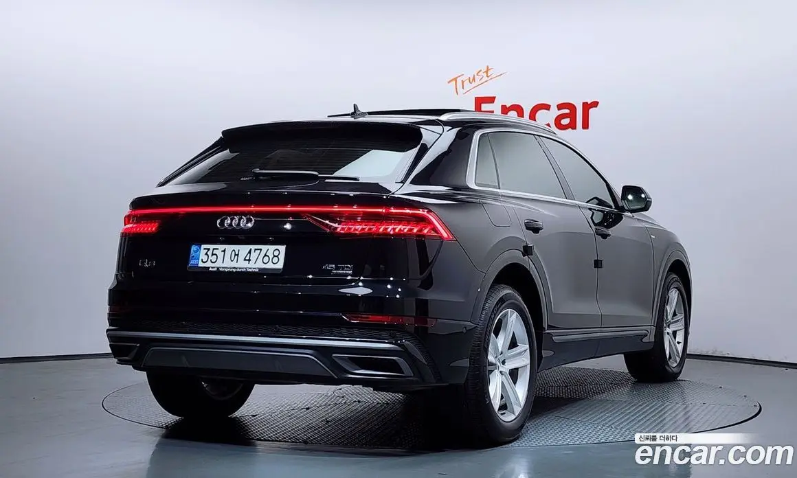 Audi Q8 2021 3.0 автомат (гидро), фото 2 Audi Q8 2021 3.0 автомат (гидро), фото 2