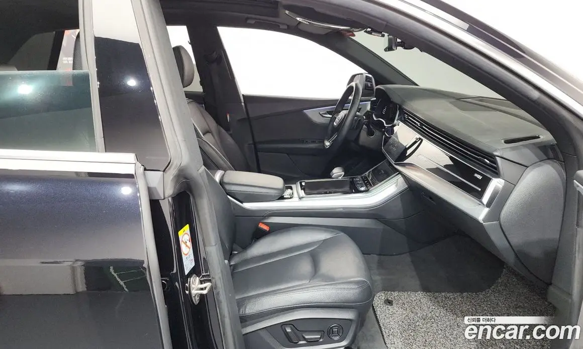 Audi Q8 2021 3.0 автомат (гидро), фото 16 Audi Q8 2021 3.0 автомат (гидро), фото 16