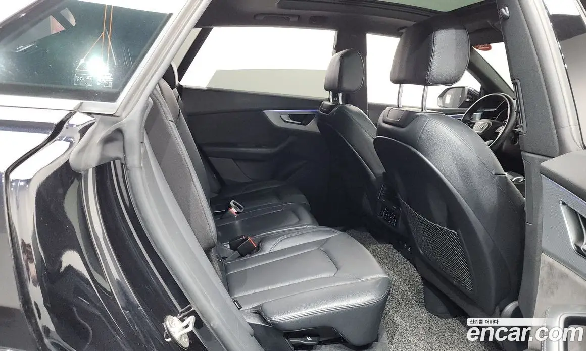 Audi Q8 2021 3.0 автомат (гидро), фото 18 Audi Q8 2021 3.0 автомат (гидро), фото 18