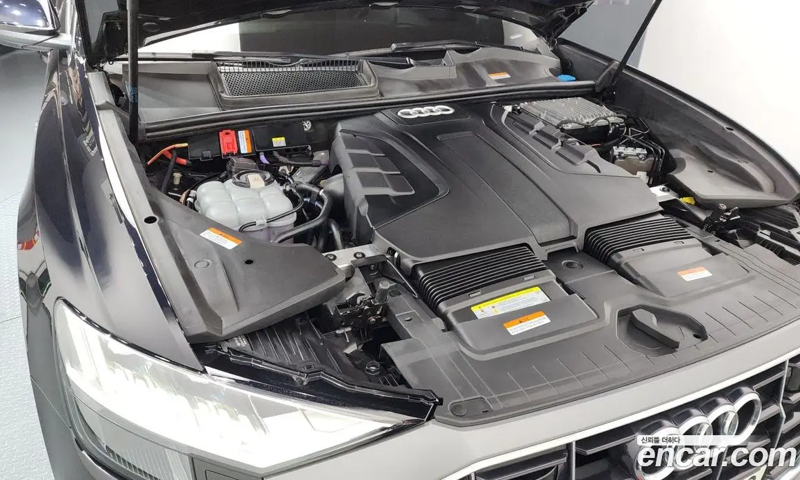 Audi Q8 2021 3.0 автомат (гидро), фото 6 Audi Q8 2021 3.0 автомат (гидро), фото 6